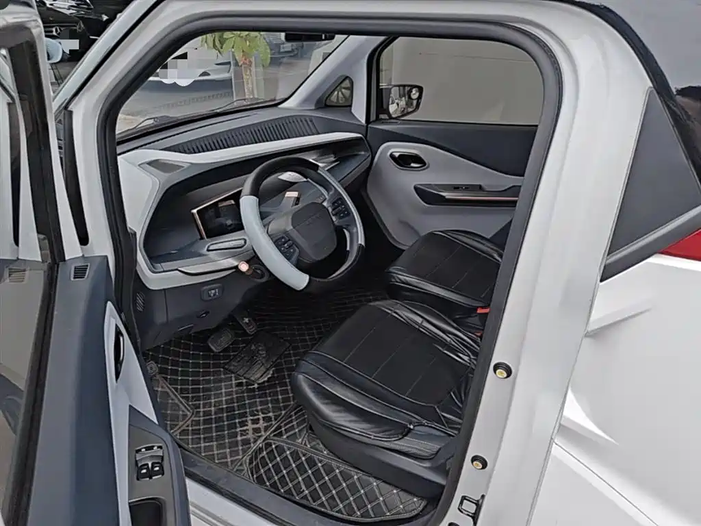Wuling Nano EV 2022 — фото 17
