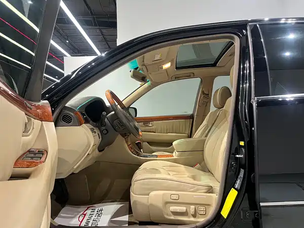 Lexus LS 2005