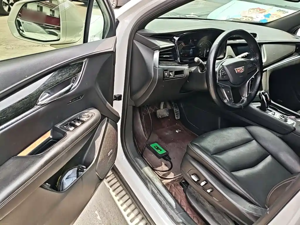 Cadillac XT5 2022 — фото 16
