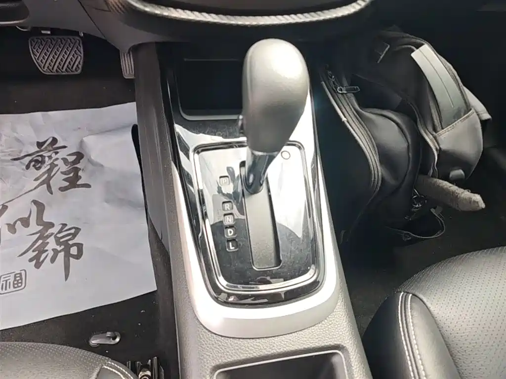 Nissan Tiida 2018 — фото 14