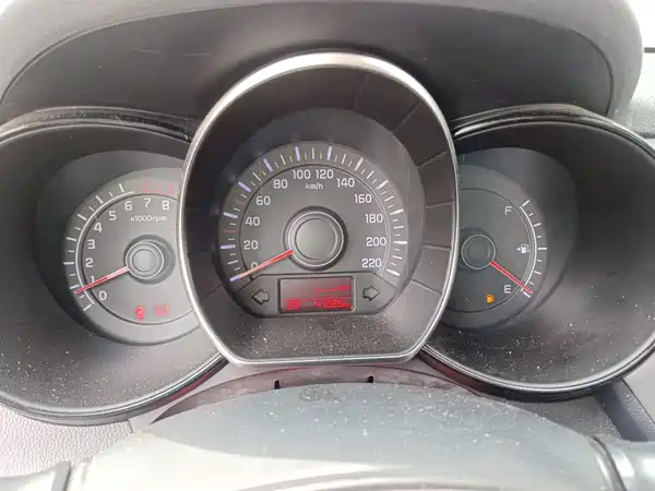Kia K2 2016