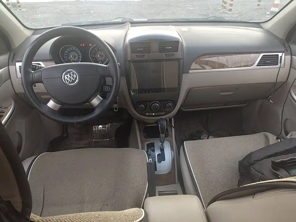 Buick Excelle 2016 — фото 10
