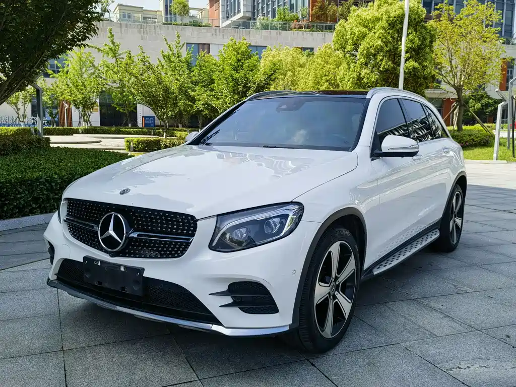 Mercedes-Benz GLC 2019 — фото 1