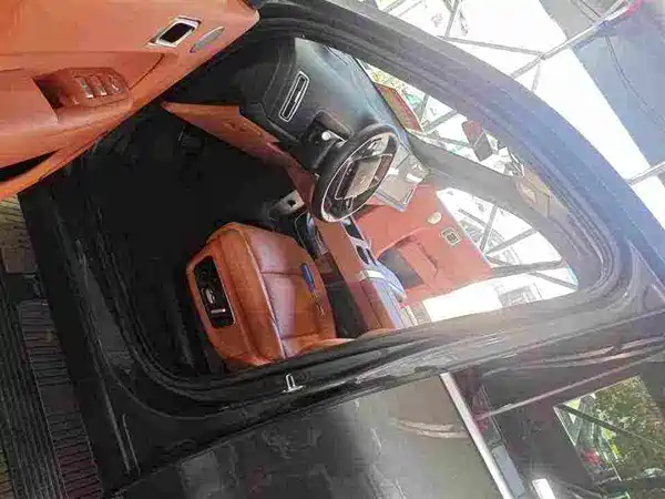 Li Auto L9 2025