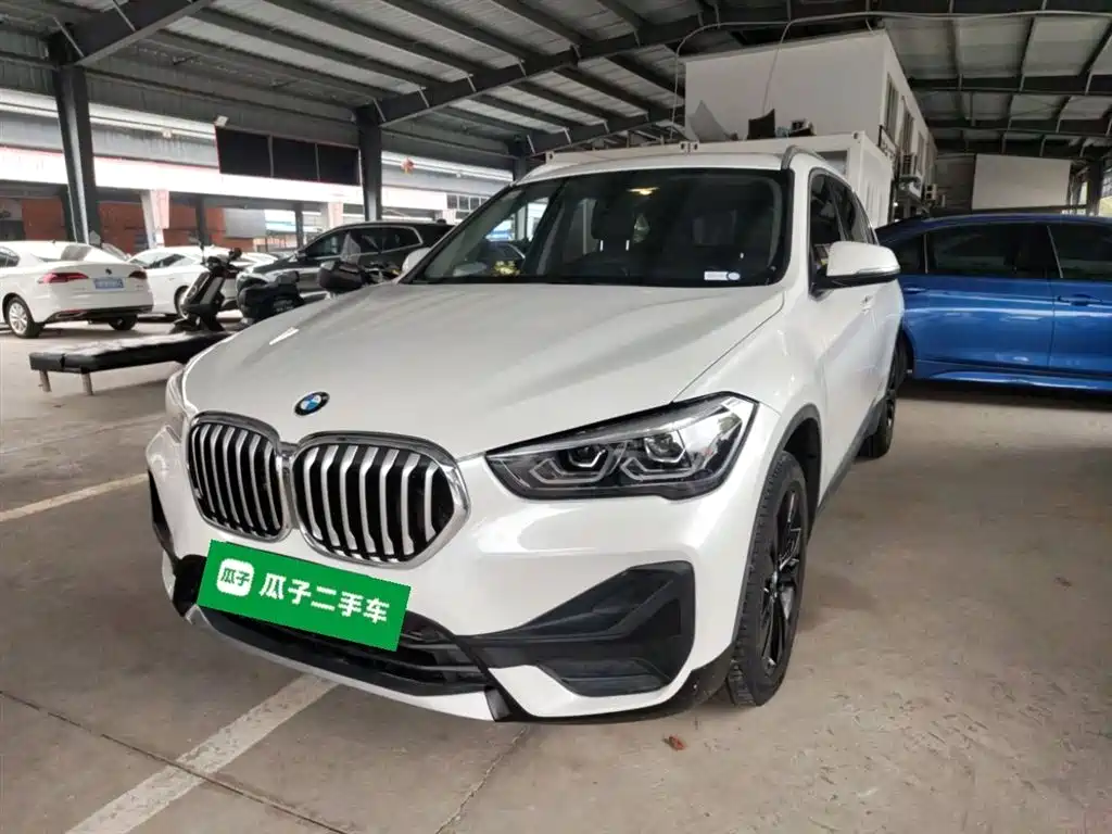 BMW X1 2021 — фото 2