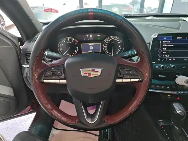 Cadillac CT4 2020