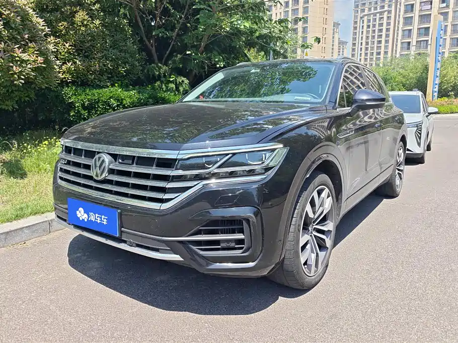 Volkswagen Touareg 2020 — фото 1