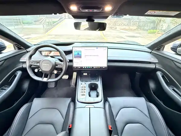 Xiaomi SU7 2024