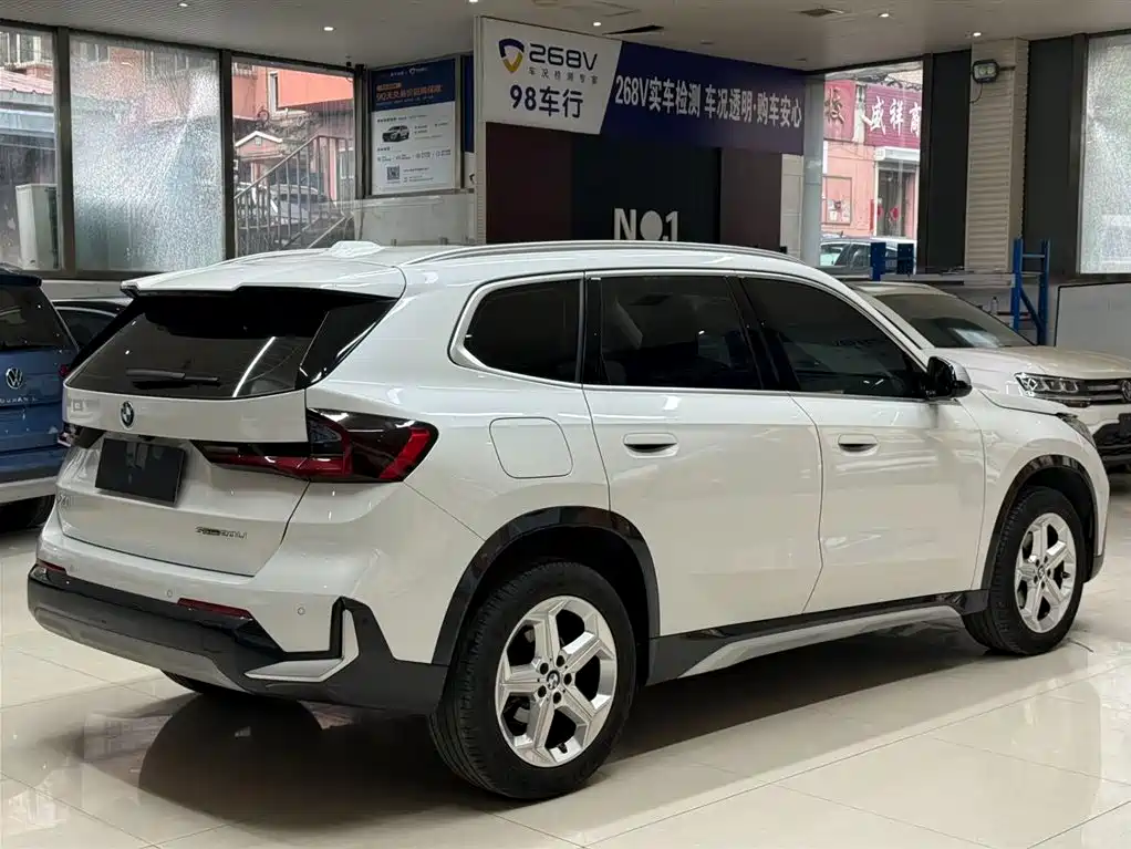 BMW X1 2023 — фото 4