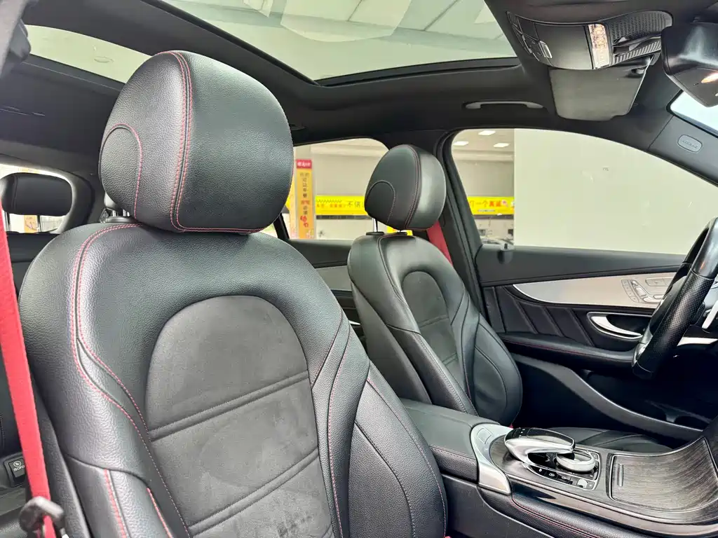 Mercedes-Benz GLC AMG 2018 — фото 16