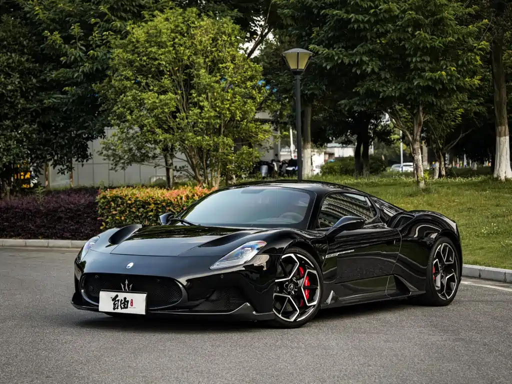 Maserati MC20 2022