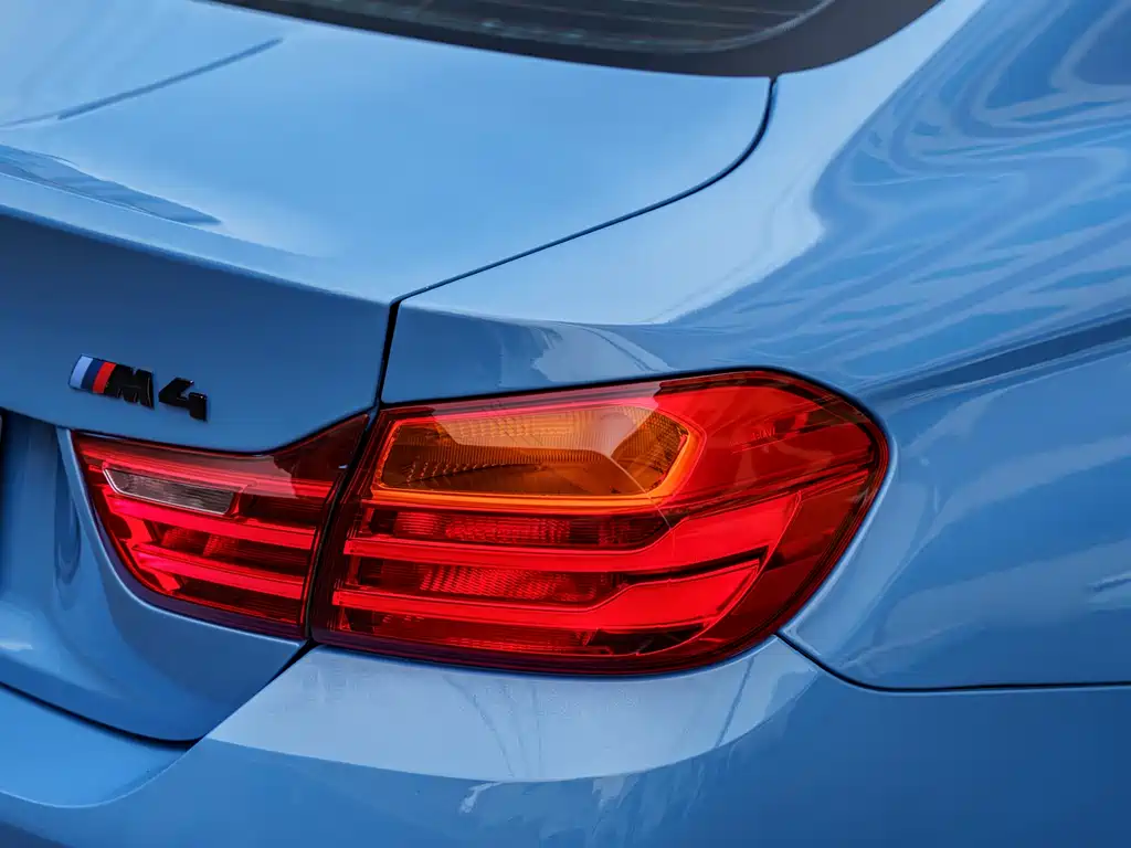 BMW M4 2015 — фото 7