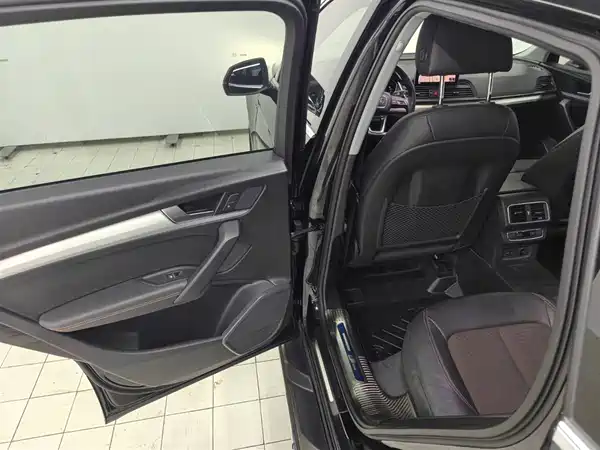 Audi Q5L 2019