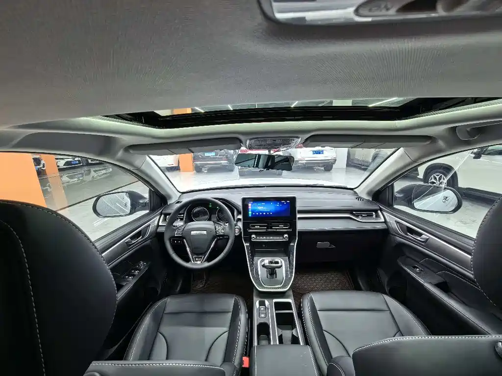 Haval M6 2023 — фото 11