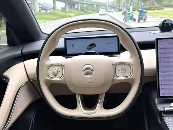 NIO ET5 2024