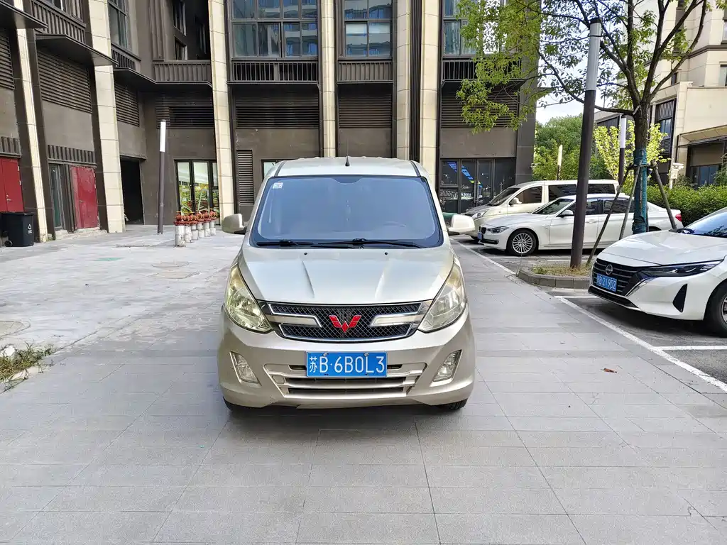 Wuling Rongguang V 2017 — фото 2