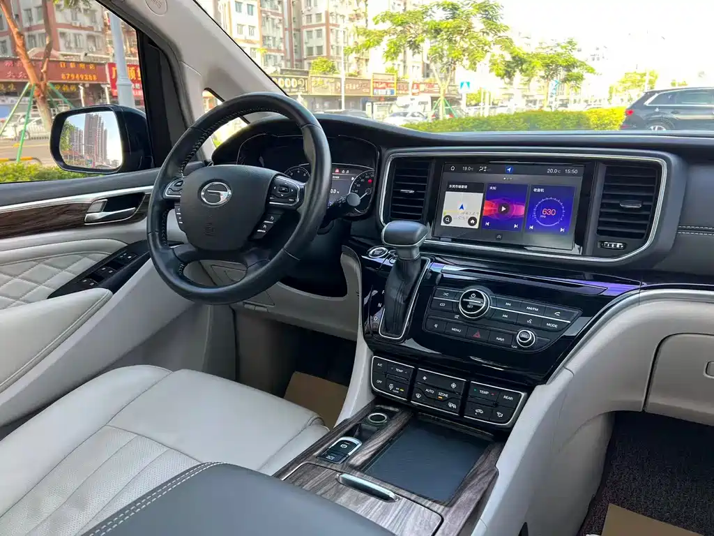 GAC Motor Trumpchi M8 2019 — фото 14