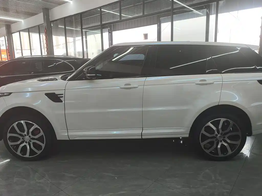 Land Rover Sport 2015 — фото 14