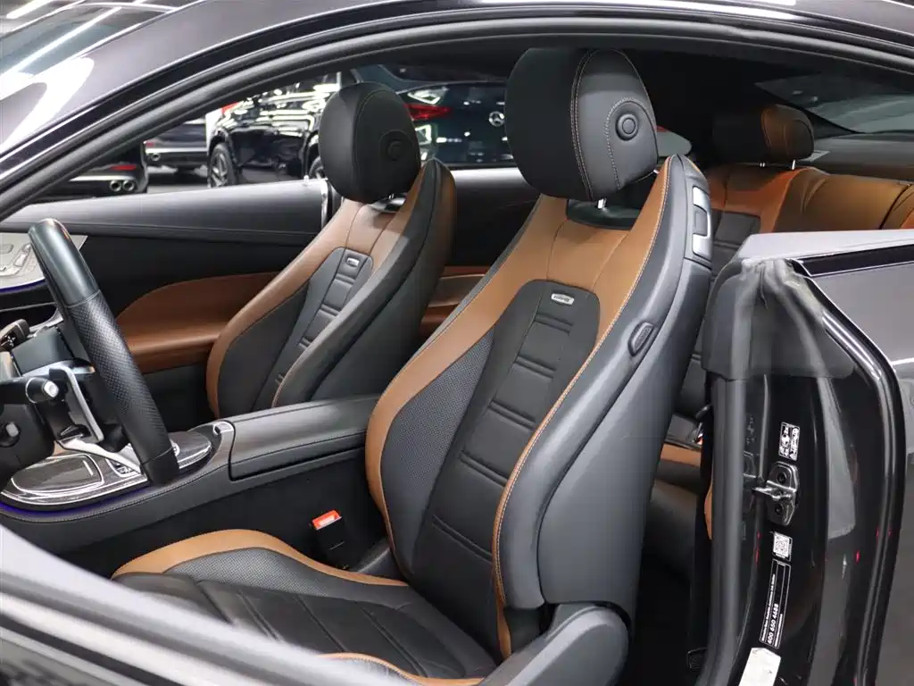 Mercedes-Benz E-Class AMG 2021 — фото 11