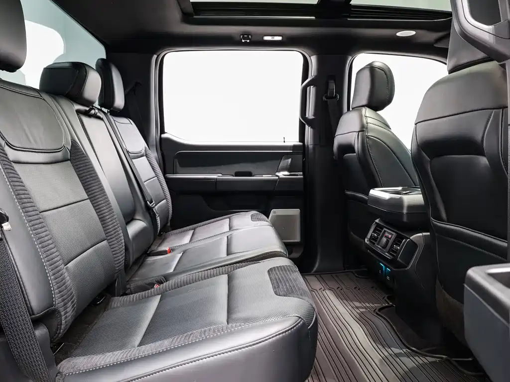 Ford F-150 Raptor 2025 — фото 12