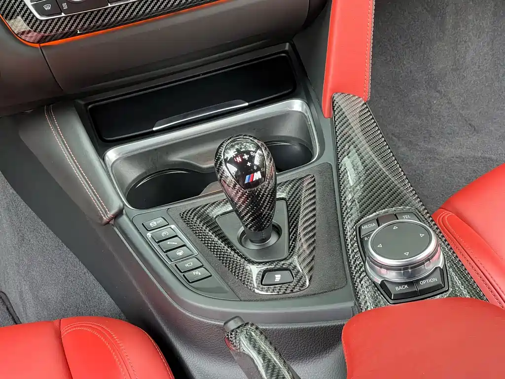 BMW M4 2016 — фото 16