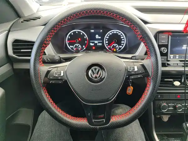 Volkswagen T-Cross 2019