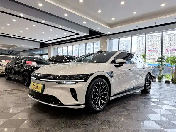 Zeekr 007GT 2025