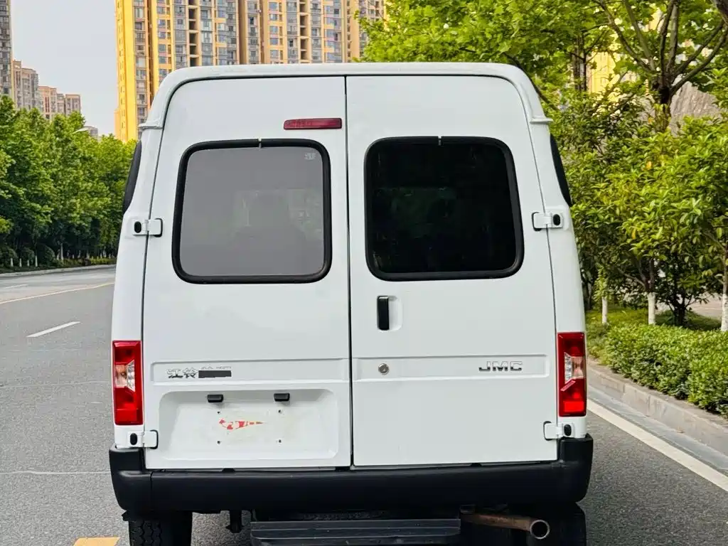JMC Tesla 2020
