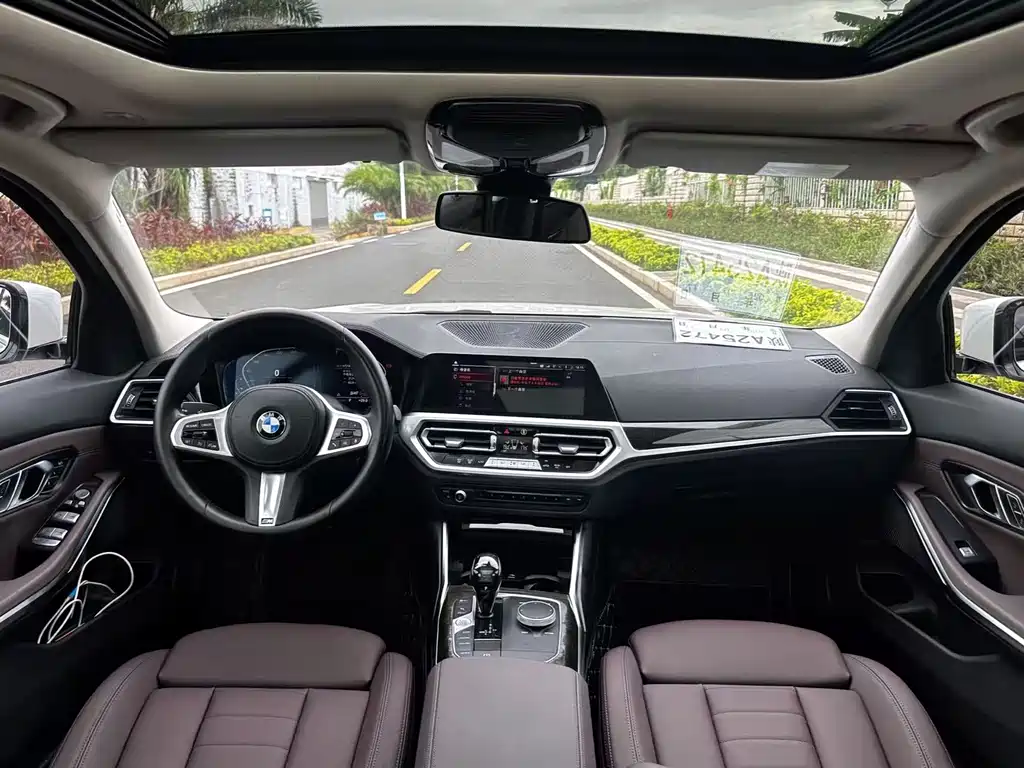 BMW 3 Series 2021