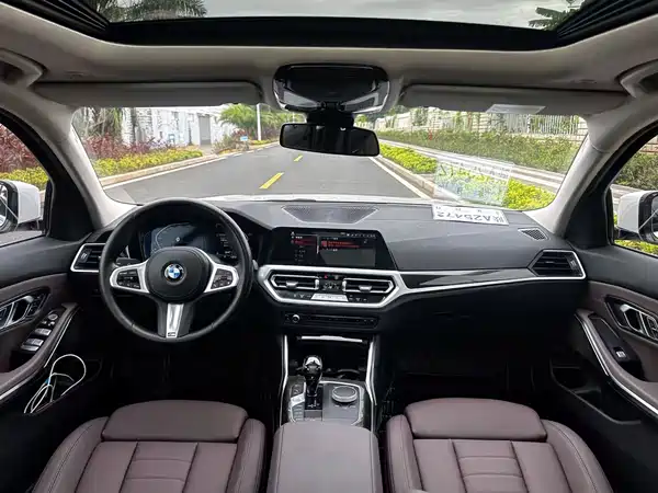 BMW 3 Series 2021