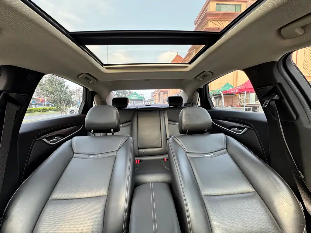 Cadillac XTS 2019 — фото 15
