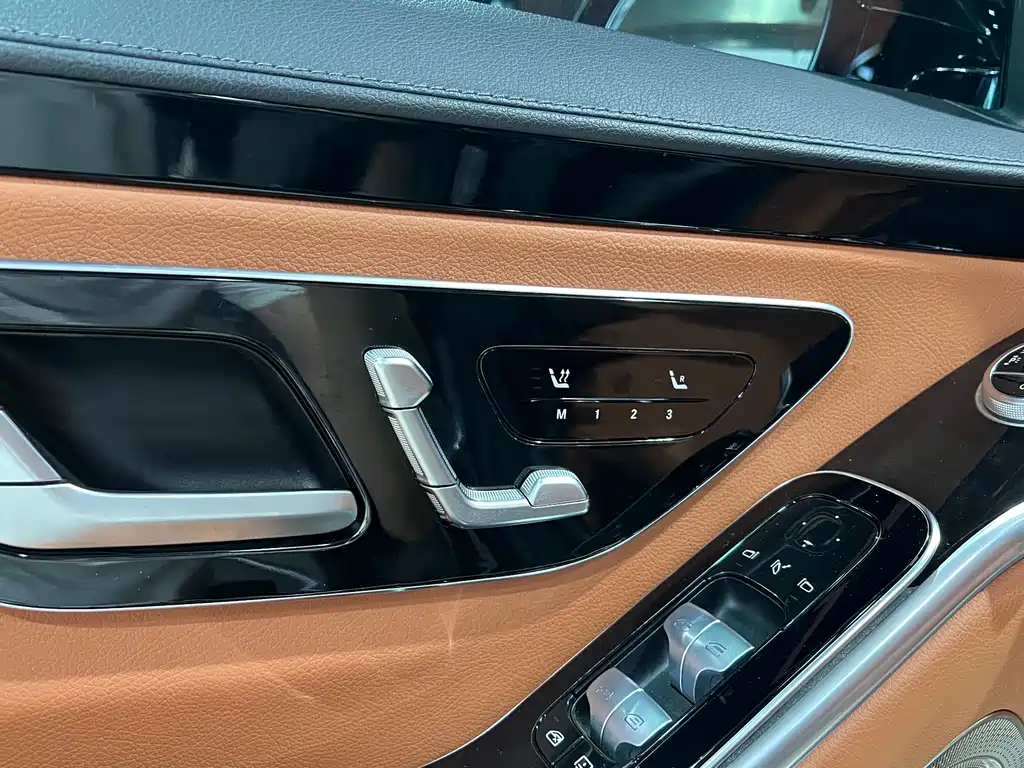 Mercedes-Benz S-Class 2023 — фото 18