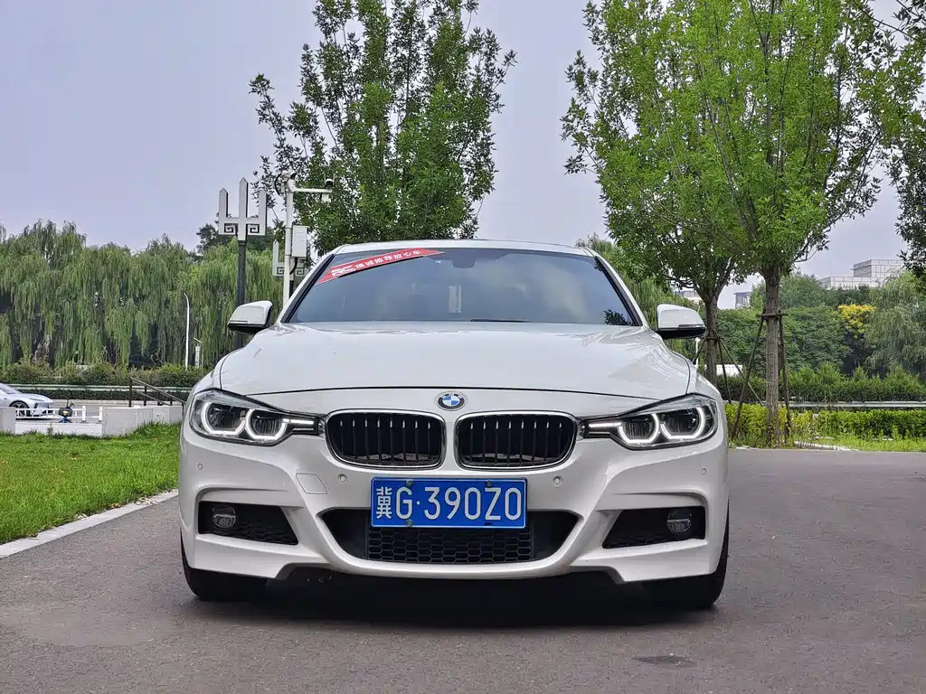 BMW 3 Series 2017 — фото 2