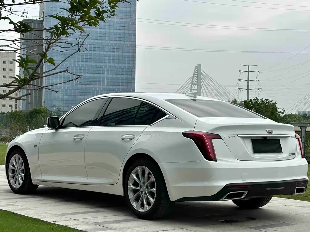 Cadillac CT5 2021 — фото 26