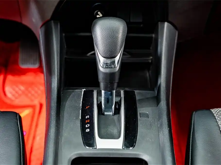Honda Jade 2018 — фото 14