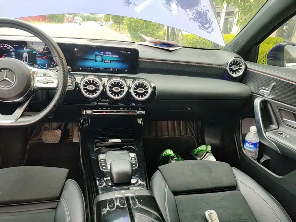 Mercedes-Benz A-Class 2021 — фото 13