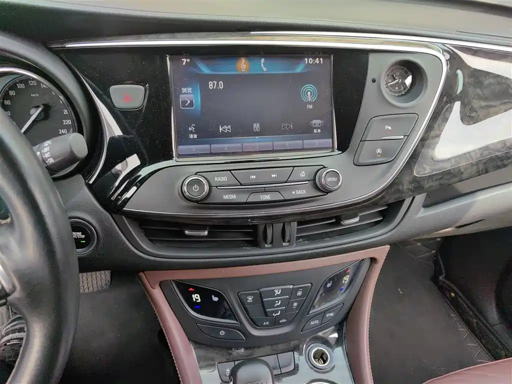 Buick Envision Plus 2016 — фото 6