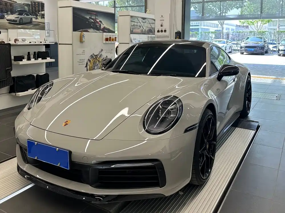 Porsche 911 2022