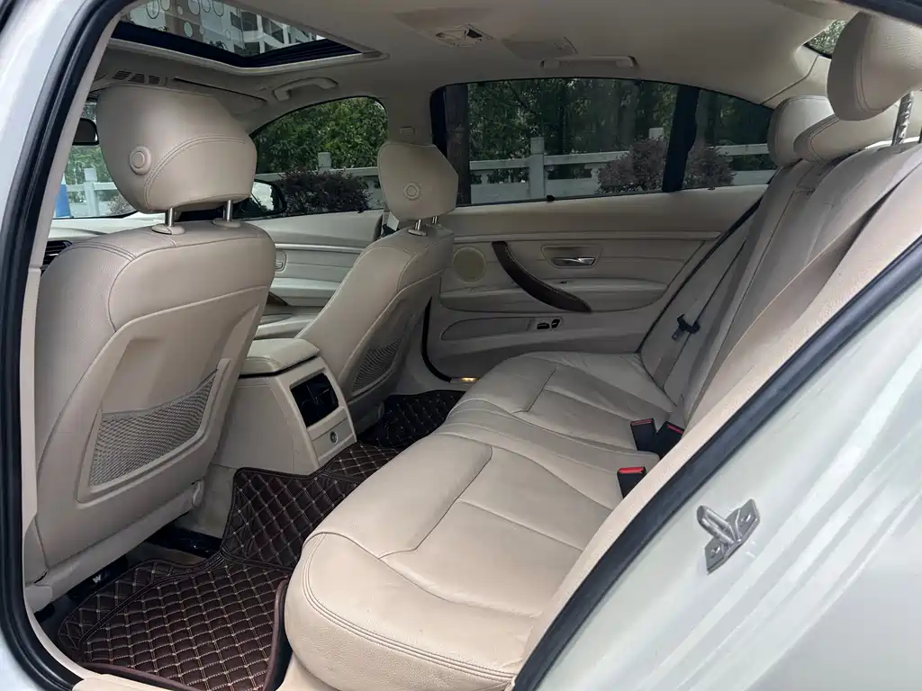 BMW 3 Series 2013