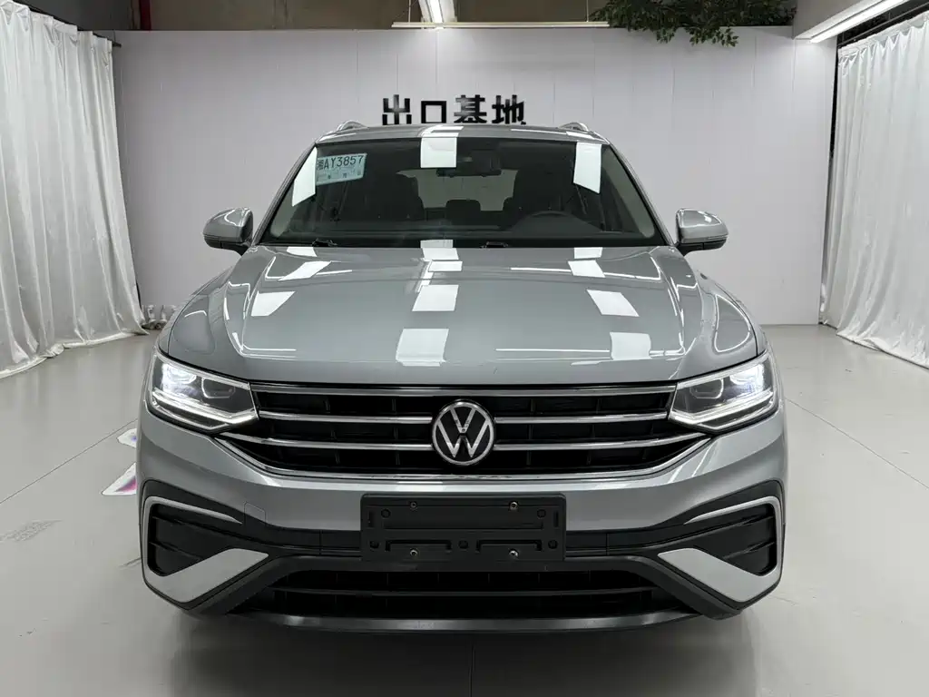 Volkswagen Tiguan L 2022 — фото 2