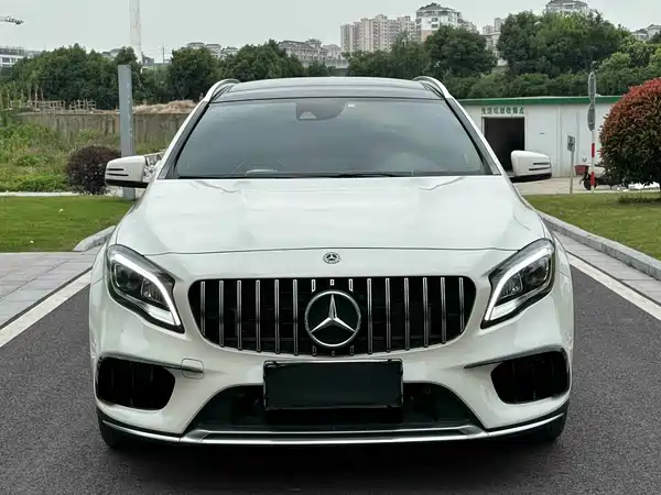 Mercedes-Benz GLA AMG 2017