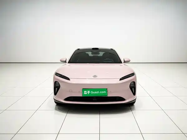 NIO ET5T 2025