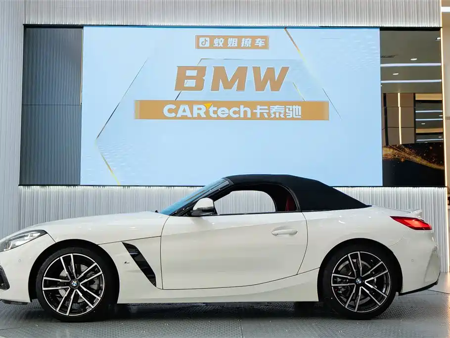 BMW Z4 2024 — фото 3