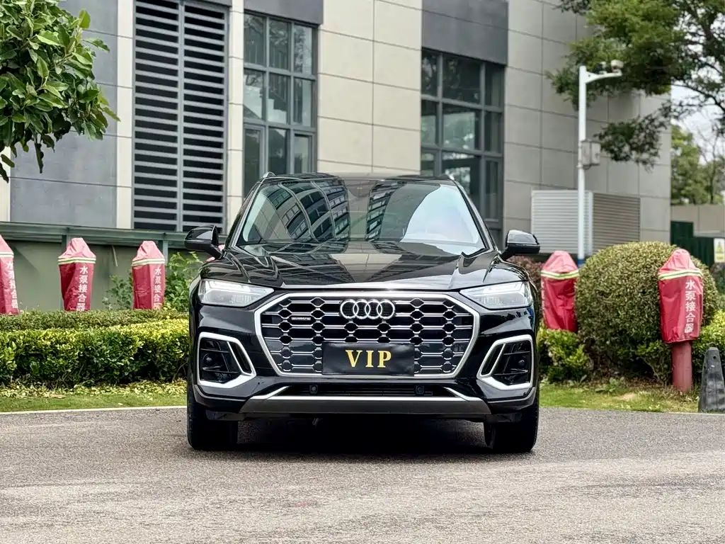 Audi Q5L 2023 — фото 2