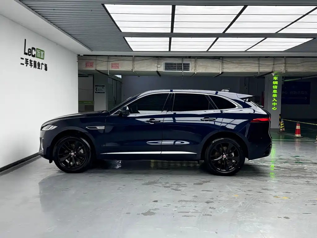 Jaguar F-PACE 2021 — фото 7