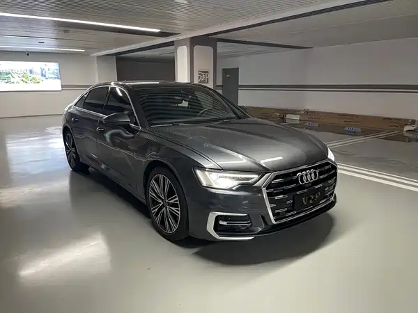 Audi A6L 2022