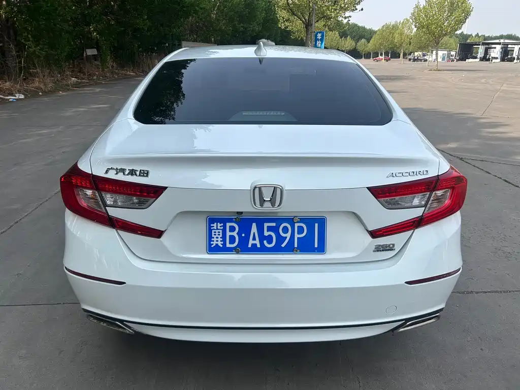 Honda Accord 2019 — фото 9
