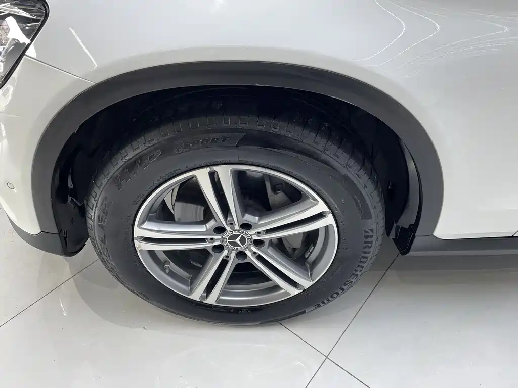 Mercedes-Benz GLC 2021 — фото 13