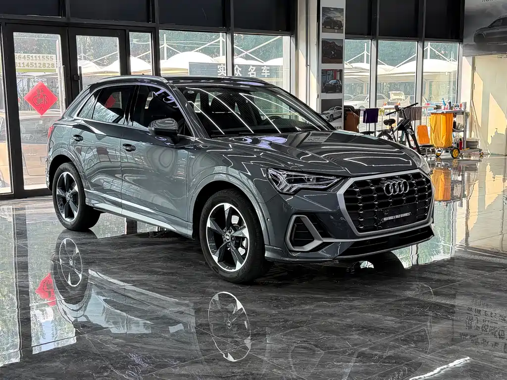 Audi Q3 2023 — фото 3