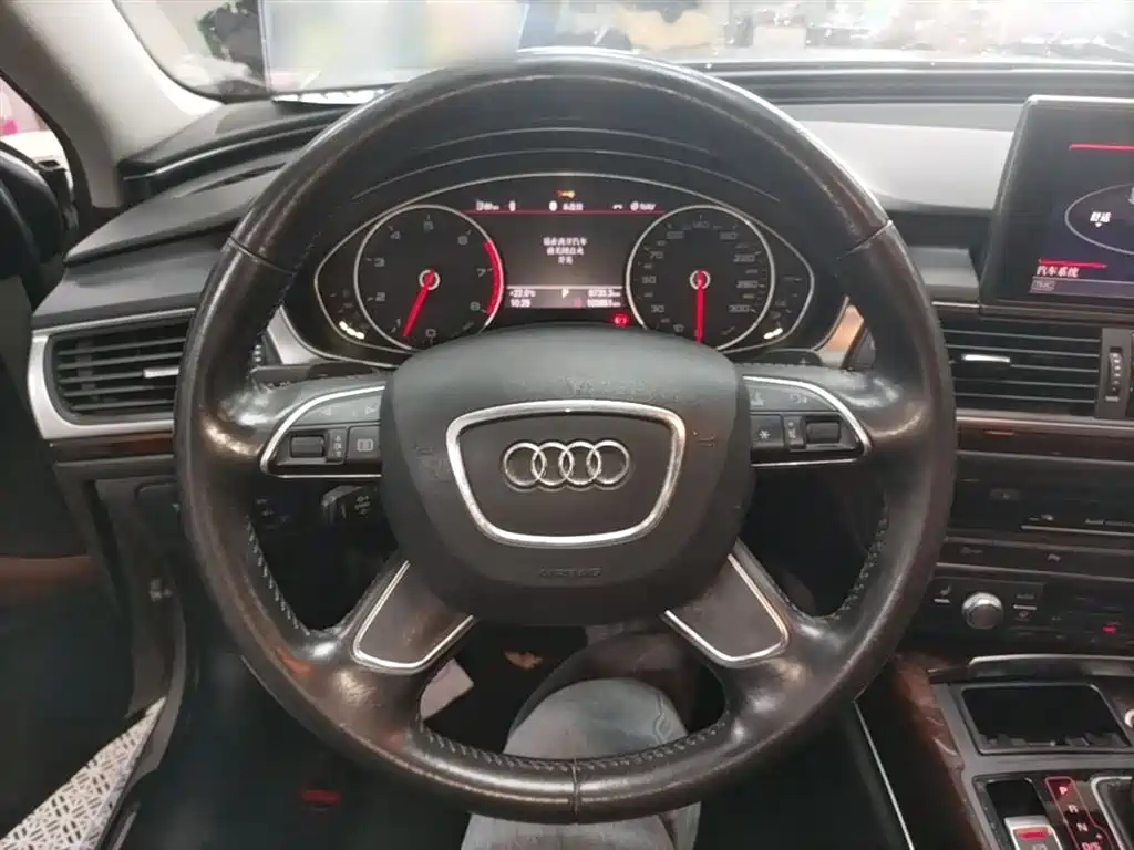 Audi A6L 2015 — фото 11
